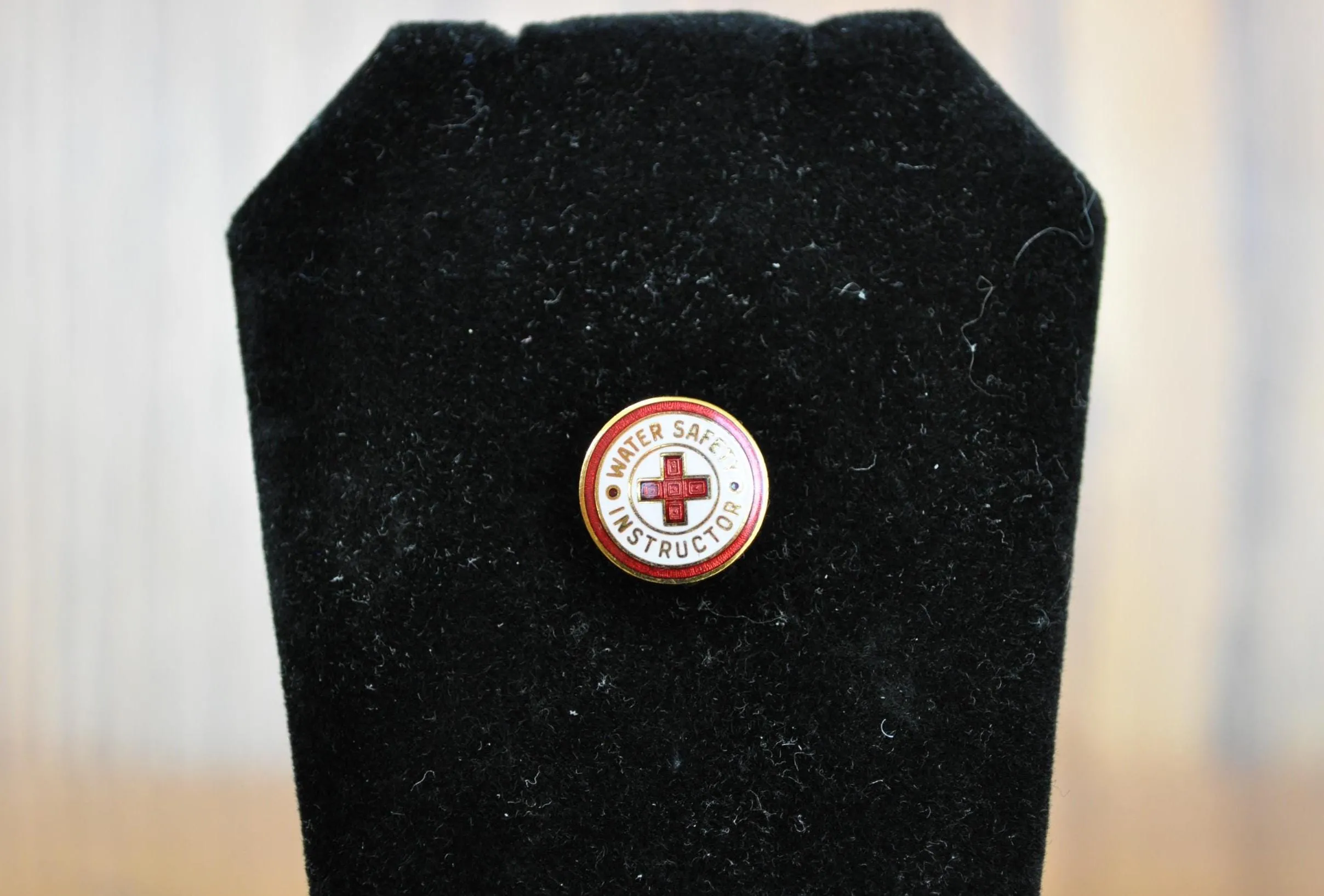 Amazing Red Cross Water Safety Instructor Pin - Collectible American Red Cross Pin Water Safety Instructor - American Red Cross Antique
